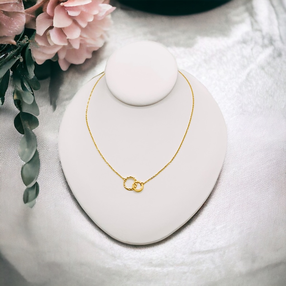 COPY🎉Host Pick🎉 14k Gold Plated Dainty Hammered Double Ring Eternity Necklace